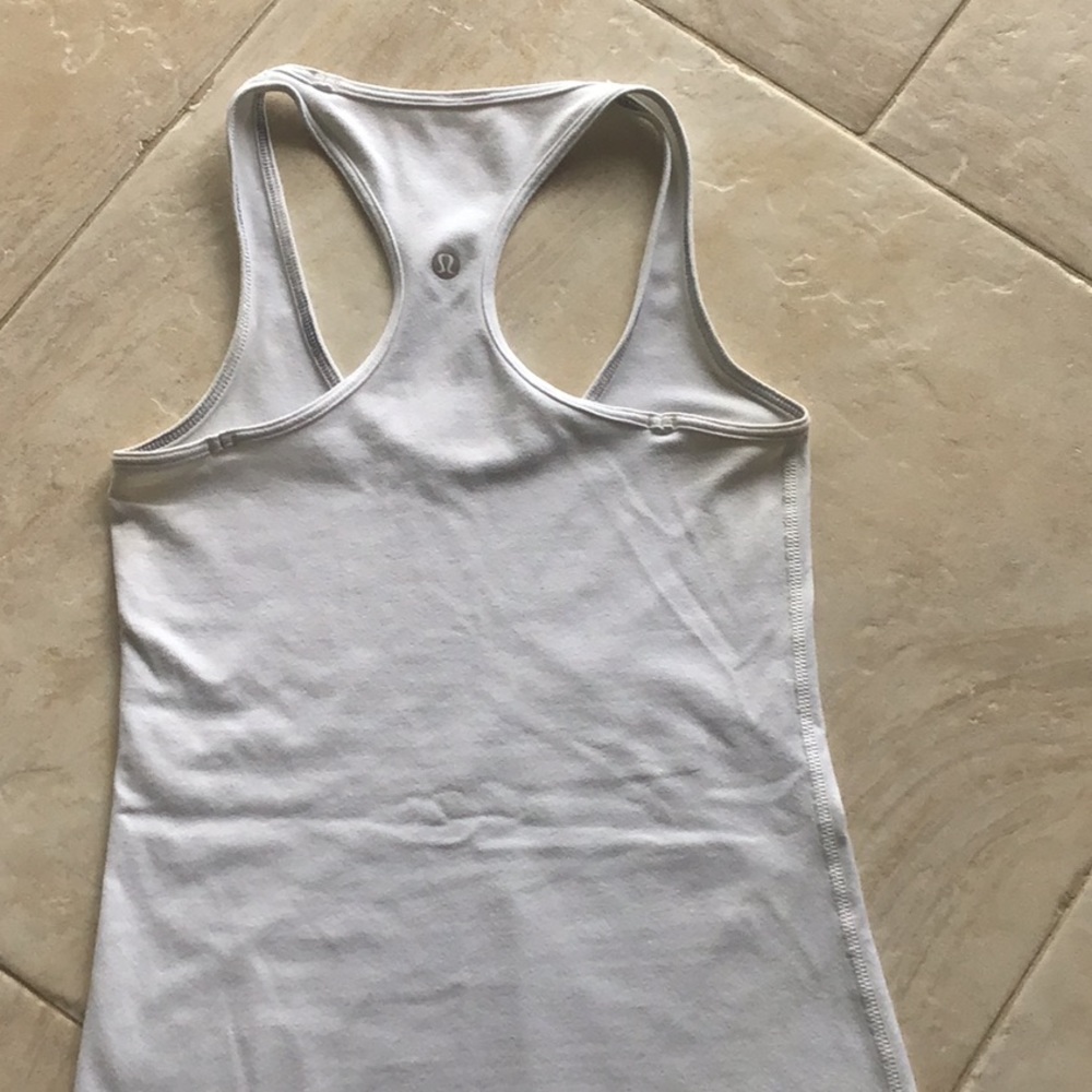 Lululemon top